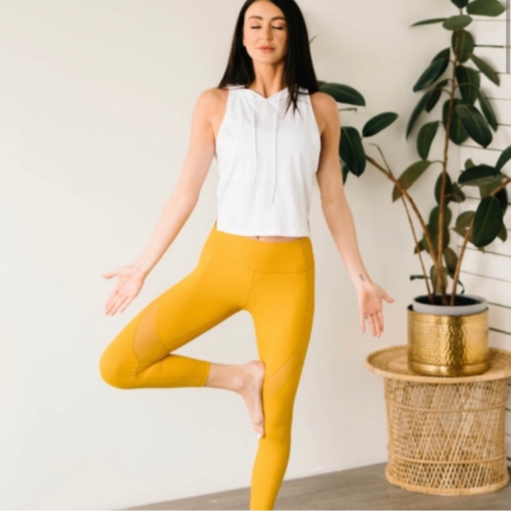 ZYIA Faith Mesh Alive Mid-Rise 7/8 Leggings Size 6-8